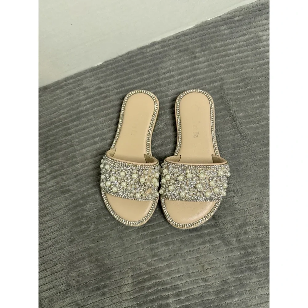 Link Little Grils Size 10  Slip On With Rhinestones See Pic
